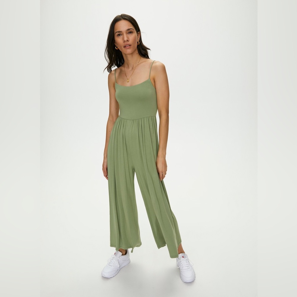 Aritzia Wilfred Free Market Jumpsuit - size XS